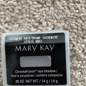 Mary Kay eye shadow